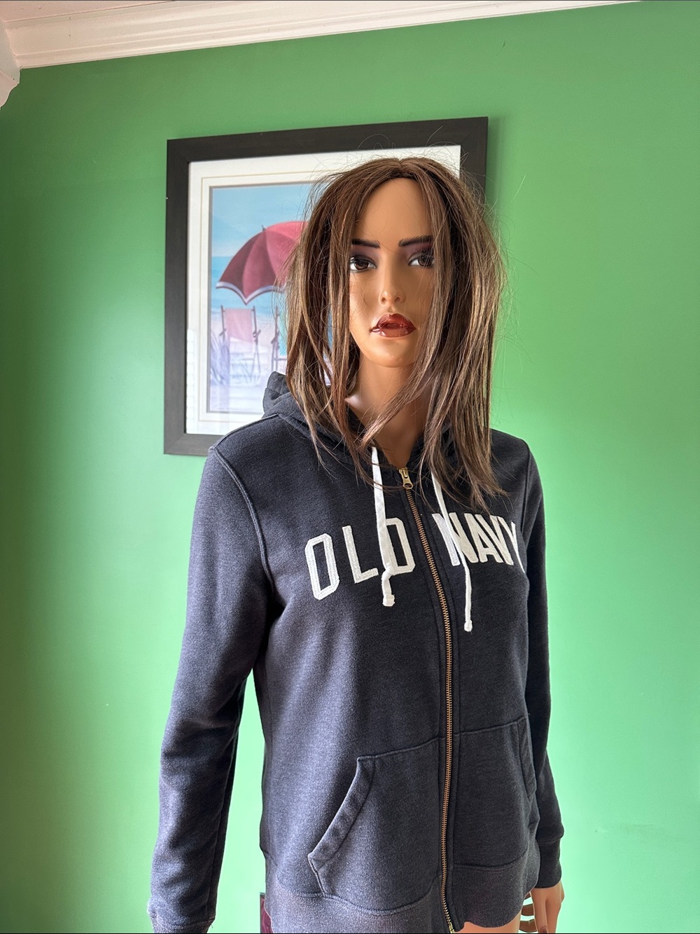 🪻🪻NWOT Old Navy Dark Charcoal Zip-Up Hoodie🪻🪻